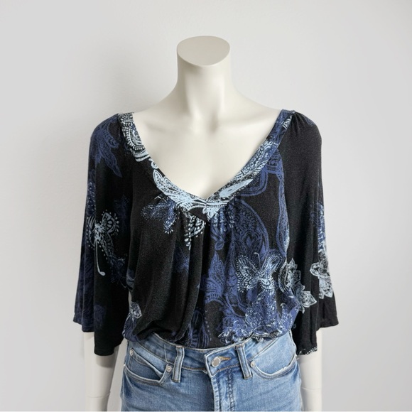 American Rag Tops - American Rag Boho Women's Black and Blue Paisley Top V-Neck